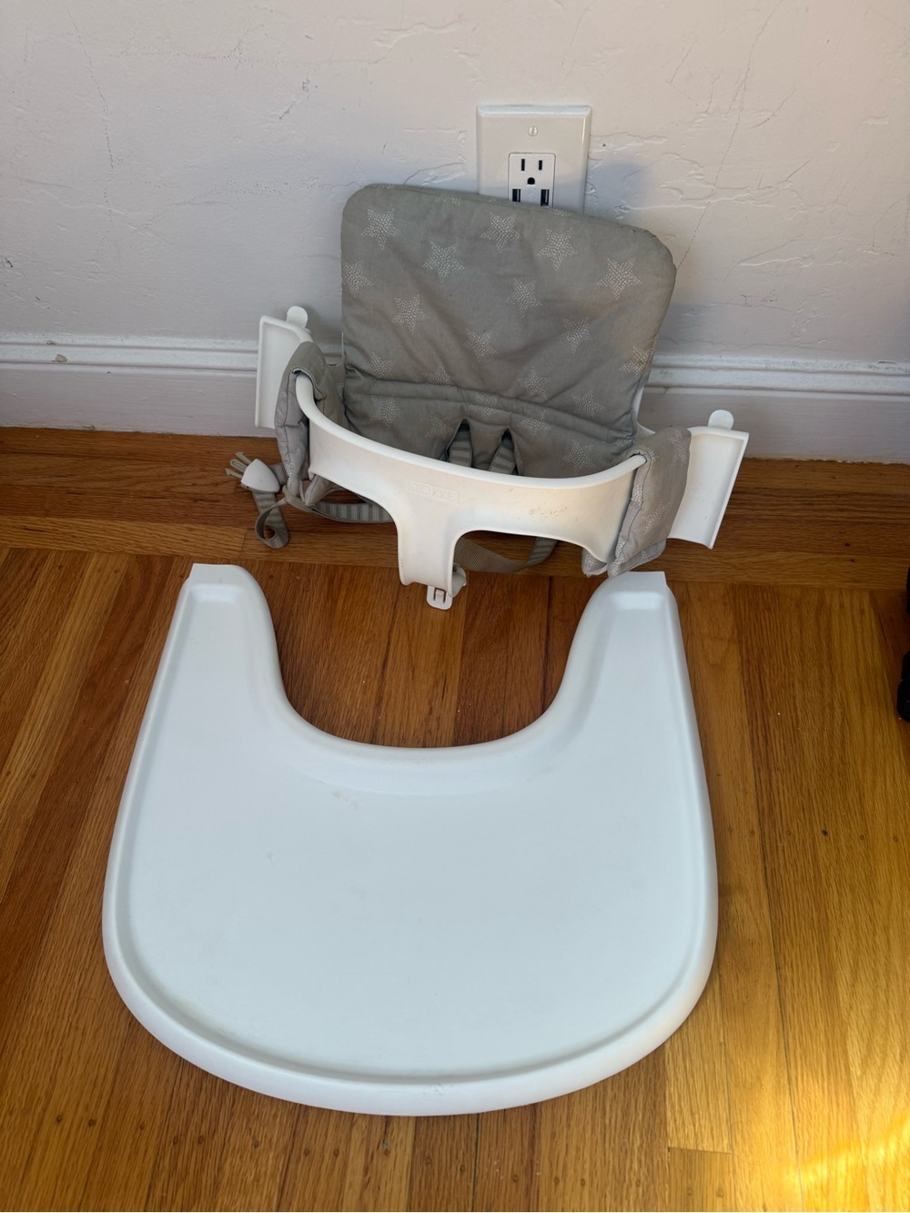 Tripp trapp stokke tray, baby seat and cushion